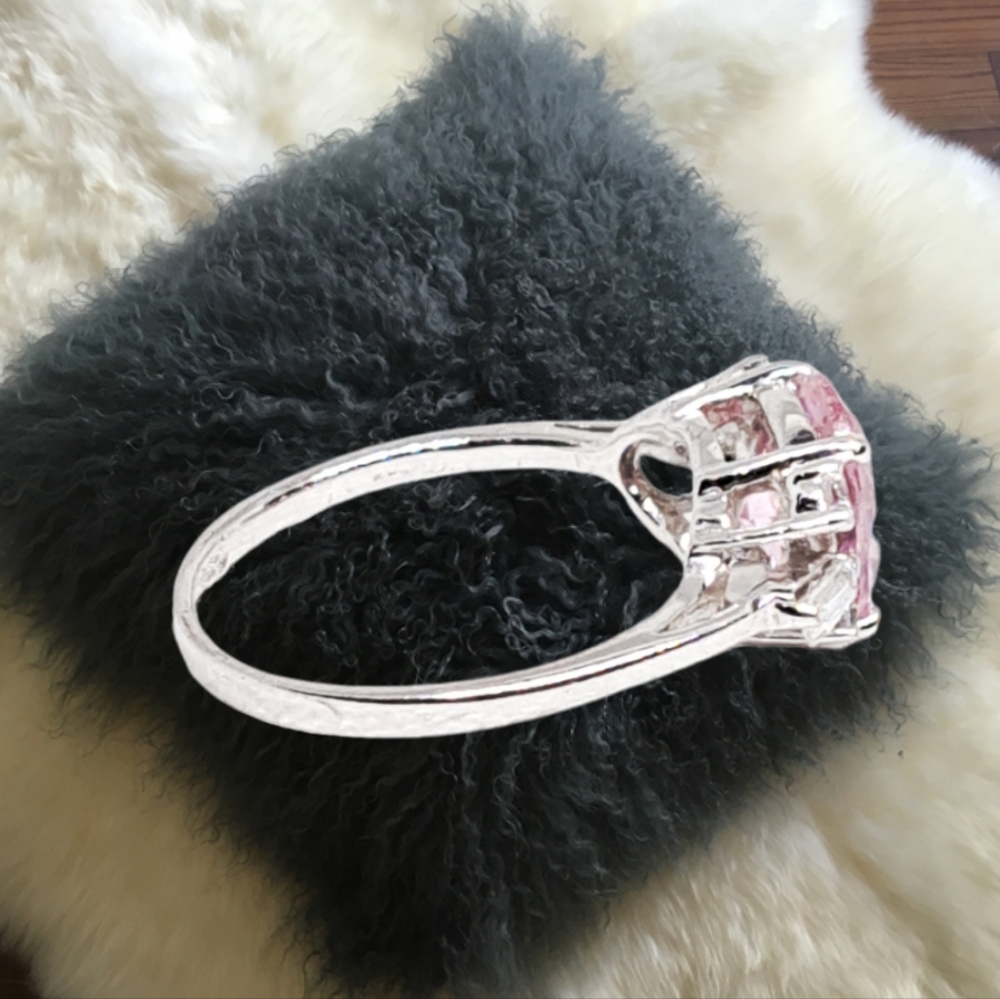 Pink Sapphire Sterling Silver Ring with 3 CZ Stones on Each Side. Size 8 NWOT - Picture 3 of 6